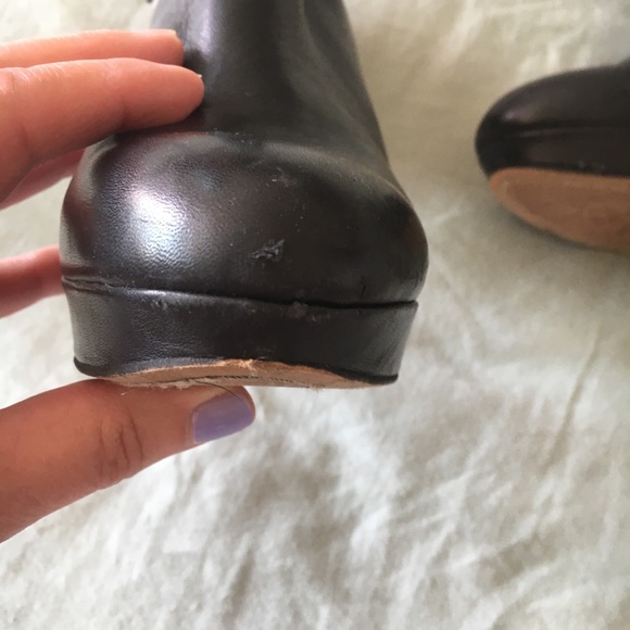 Vince Camuto booties - Picture 4 of 7